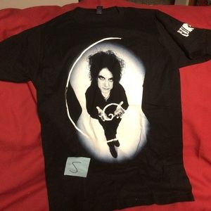 The CURE 2010 spiral tshirt